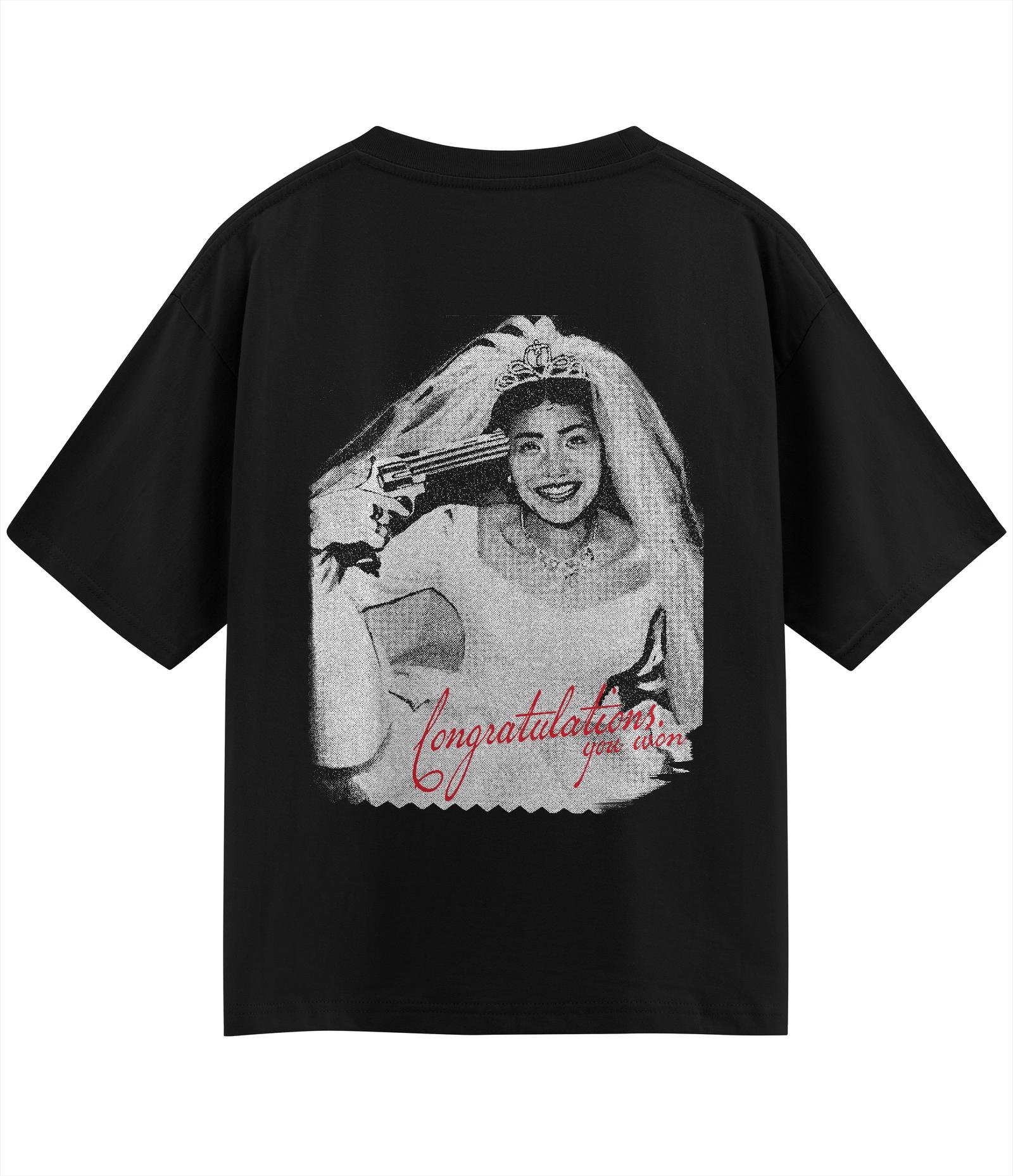 Madness in White - Image 3